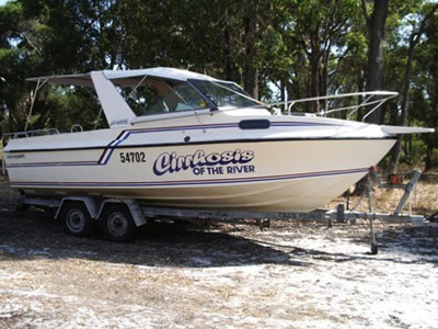 Boat Lettering Photo